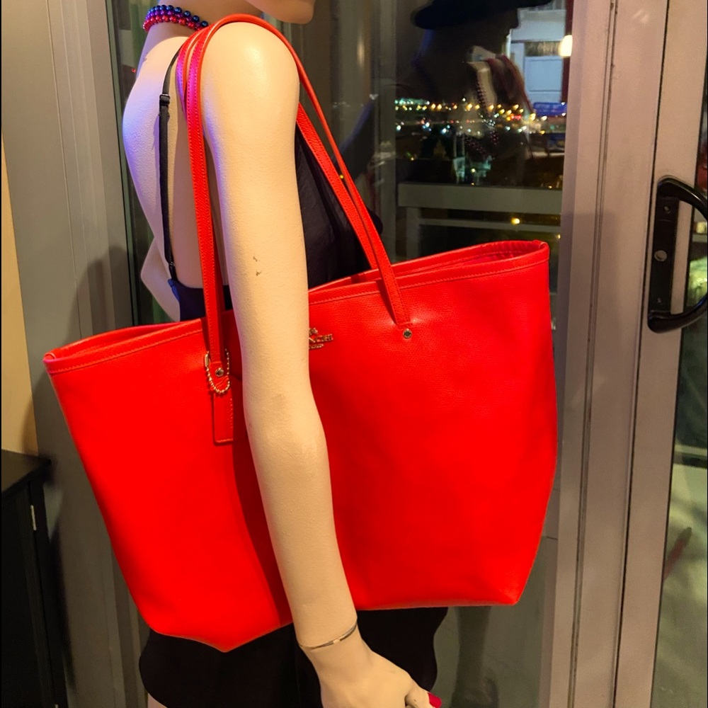 COACH  NEW W/ TAGS RED .TOTE PURSE-A RARE FIND